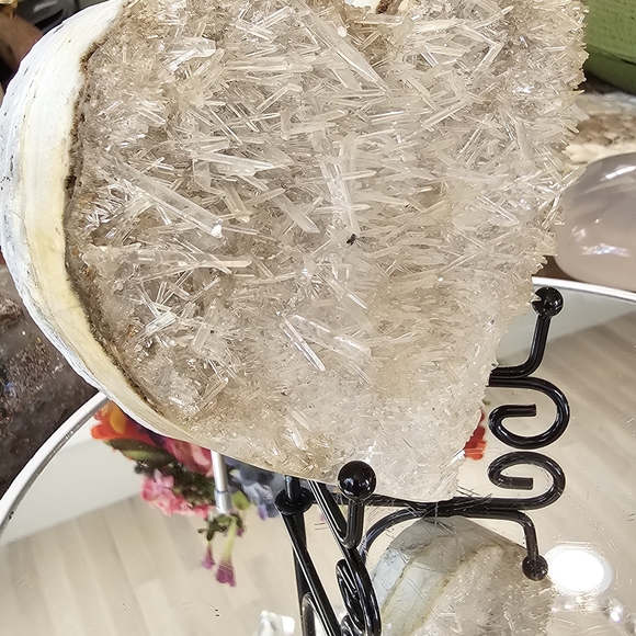 Gorgeous Large Quartz Heart With Sparkly Quartz Needles 5" X 4" With Stand - Picture 7 of 16